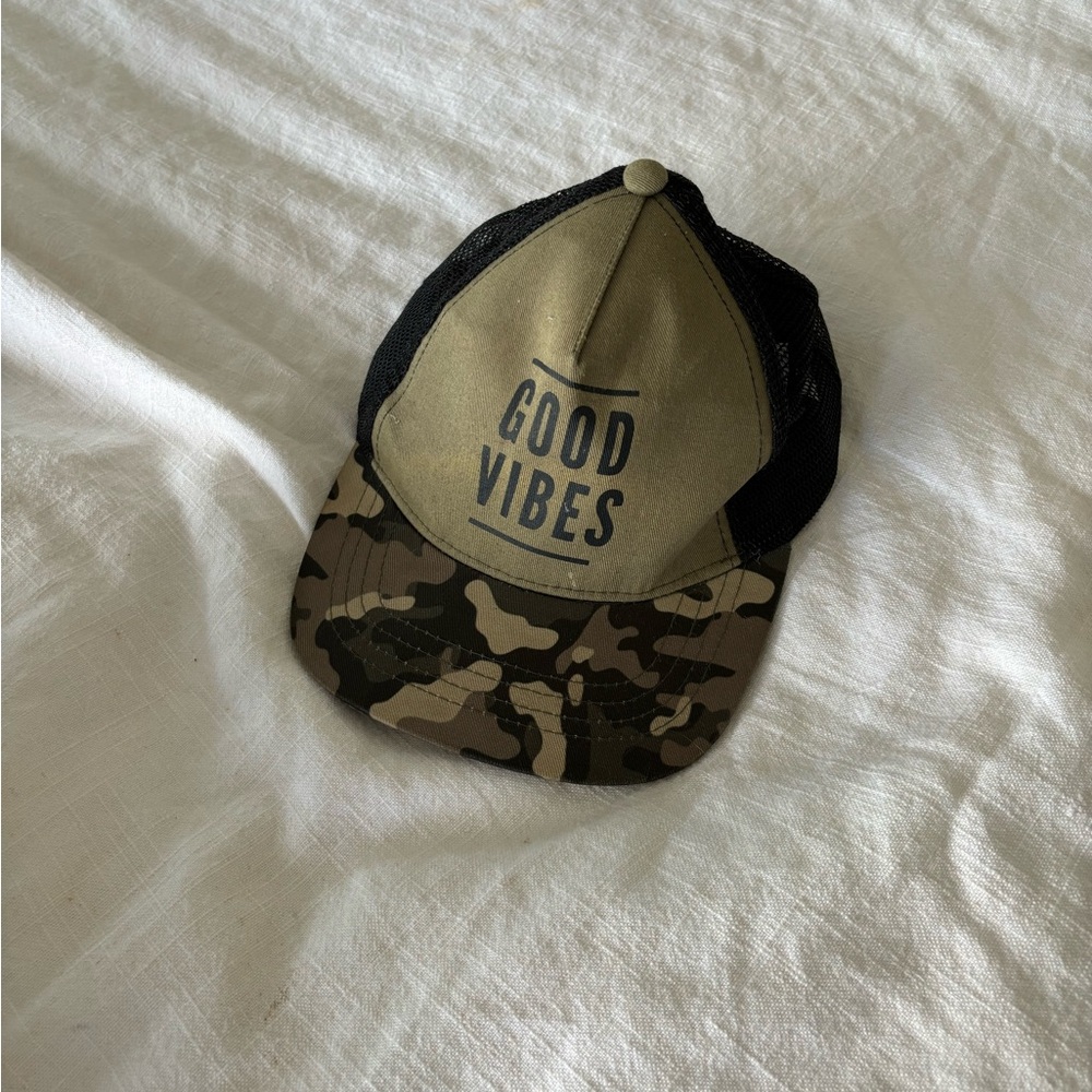 Toddler little boy good vibes snap back hat
Camp olive green black